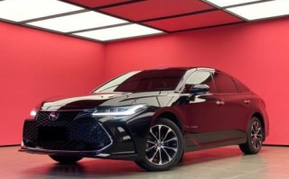 2025年属龙人10月买车吉日 1976年出生适合开什么颜色的车