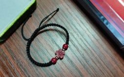 开光手链损毁开光手串断裂有何预兆