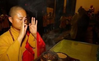 嘴巴开光是褒义还是贬义  说一个人嘴开光是什么意思