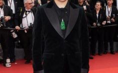 权星珠宝首饰集团董事长长子