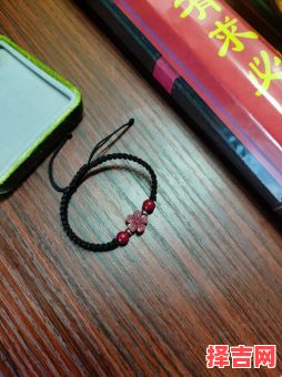 开光手链损毁开光手串断裂有何预兆-第1张图片